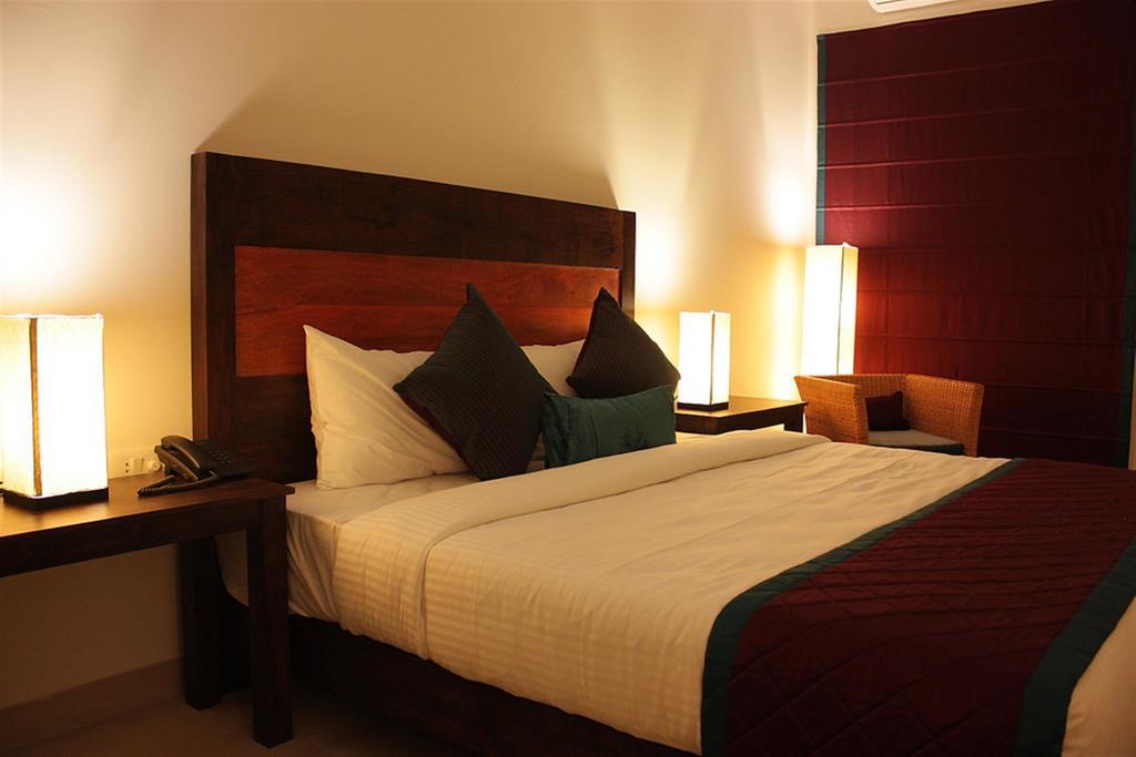 Devraj Niwas Hotel ชัยปุระ ภายนอก รูปภาพ