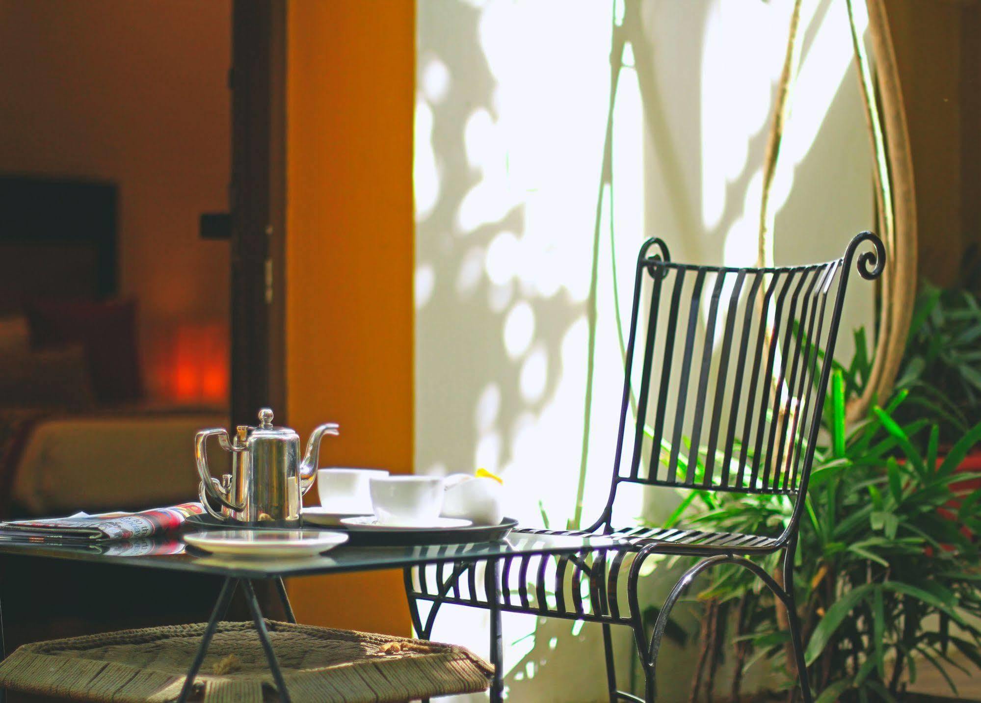 Devraj Niwas Hotel ชัยปุระ ภายนอก รูปภาพ